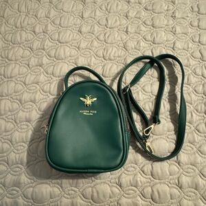 Small green crossbody purse/crossbody bag